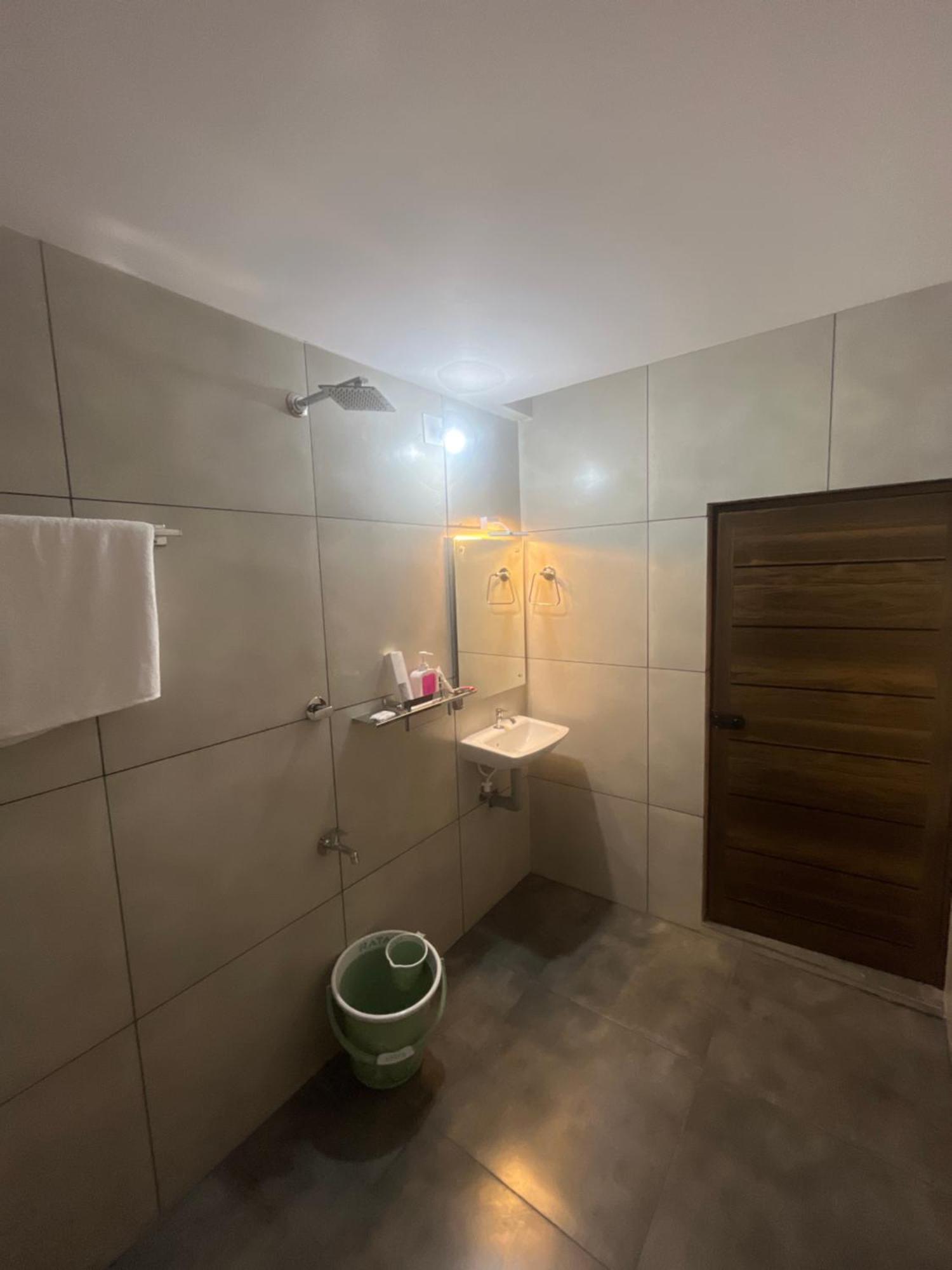 Hotel Le Marina Residency 科泽科德 外观 照片