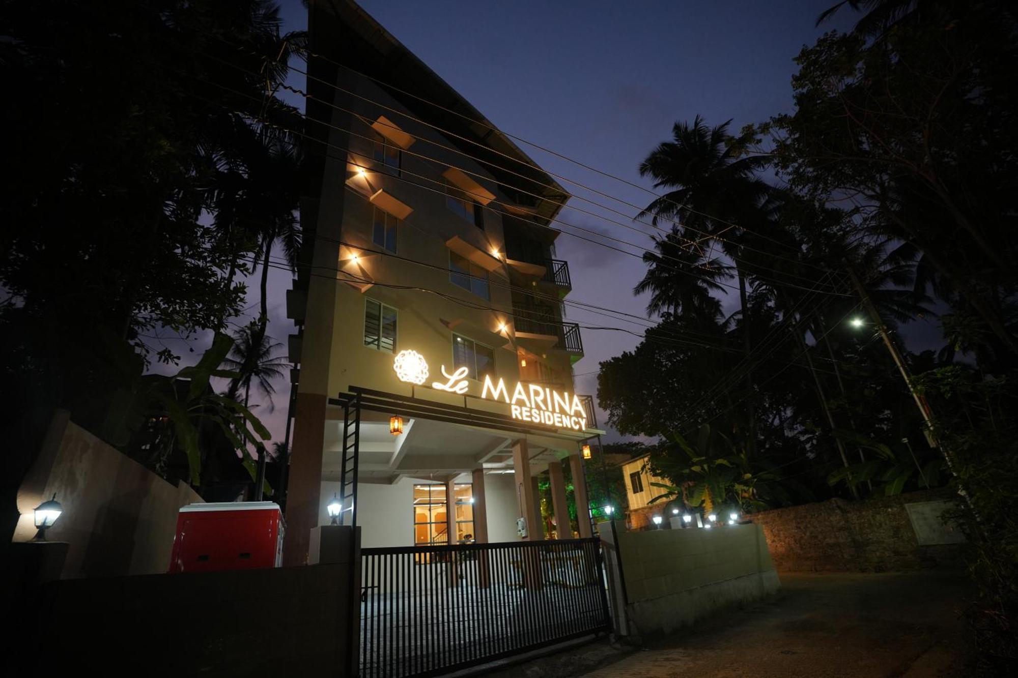 Hotel Le Marina Residency 科泽科德 外观 照片